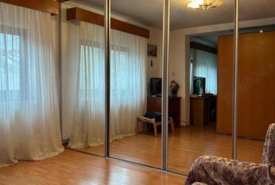 Casă cu 3 camere în Km 5 - 3