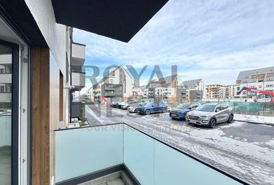 Apartament cu 2 camere decomandat în Tractorul