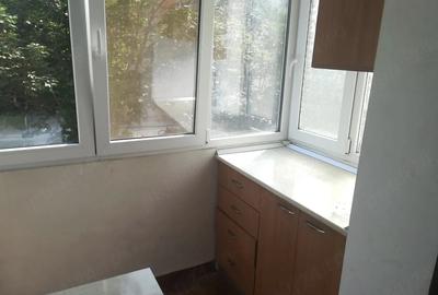 Garsonieră decomandată în Ostroveni - 2