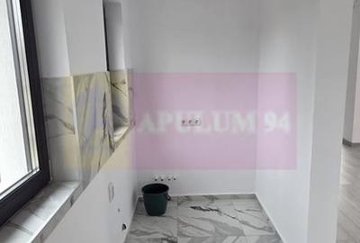 Casă cu 4 camere în Central - 2