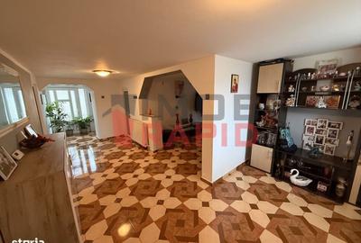 Casă cu 4 camere cu Teren 2650 Mp în Dumitra - 2