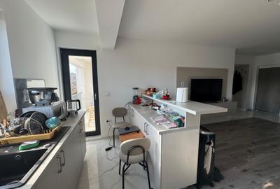 Apartament cu 2 camere semidecomandat, mobilat în Vișani - 6