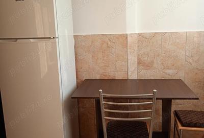 Inchiriez garsoniera - 10