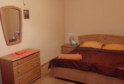 Casă cu 8 camere cu Teren 135 Mp în Drumul Taberei - 2