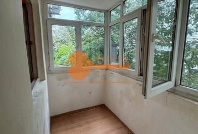 Apartament cu 3 camere decomandat în Crângași - 13