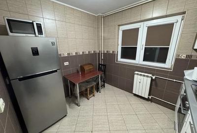 Apartament cu 3 camere semidecomandat în Pantelimon - 1