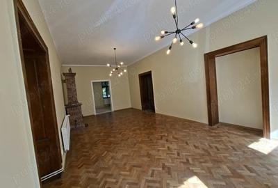 Spațiu comercial, de 85 mp, în Central - 1