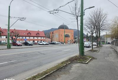 Apartament cu 4 camere decomandat în Astra - 13