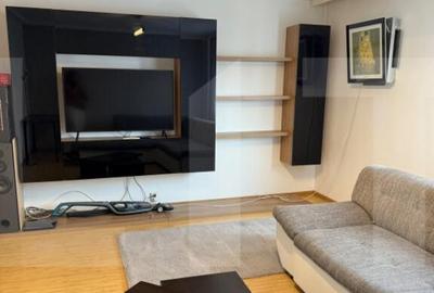 Apartament cu 3 camere decomandat în 13 Septembrie