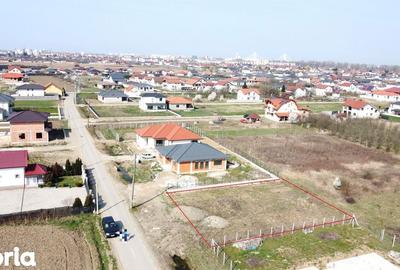 Teren de 600 mp, în Păulești - 5