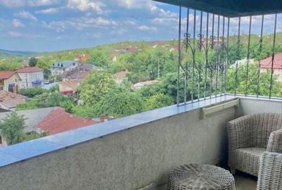 Apartament cu 3 camere decomandat în Tătărași - 2
