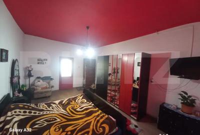 Casă cu 4 camere cu Teren 2500 Mp în Central - 13