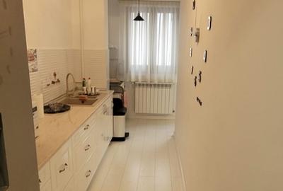Apartament decomandat în Drumul Taberei
