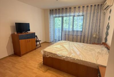 Garsonieră decomandată în Sebastian