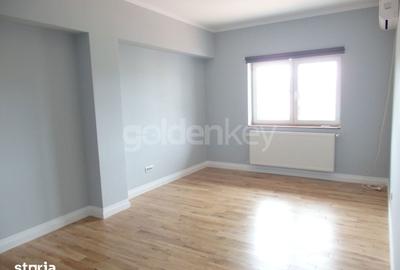 Casă cu 8 camere cu Teren 200 Mp în Central - 8