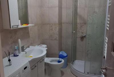 Garsonieră decomandată în Central - 2