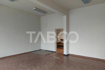 Spatiu comercial 48 mp 2 camere zona cu vad comercial Piata - 13
