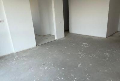 Apartament cu 3 camere semidecomandat în Central - 6