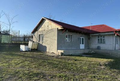 Casă cu 6 camere cu Teren 1200 Mp în Cudalbi - 7
