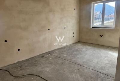 Casă individuală cu 4 camere cu Canalizare în Central - 2