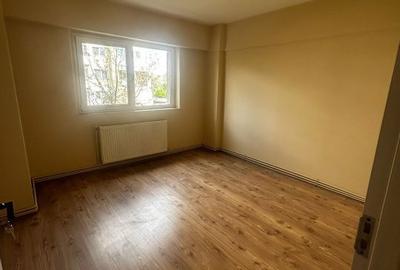 Apartament cu 2 camere în Traian - 2