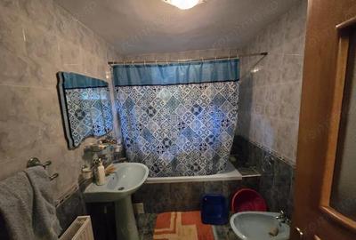 Casa ?i teren intravilan in suprafa?a de 1730 mp, Maracineni - 9