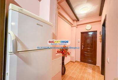 Garsoniera spatioasa de inchiriat Militari Residence, Str. R - 5