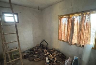 Doua case pe acela?i teren, 180 mp utili, 25 ari, ?indre? - 6