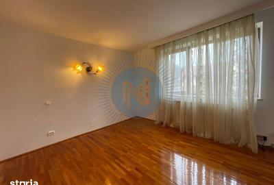 Casă cu 6 camere cu Teren 1000 Mp în Central - 10