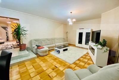 Casă cu 5 camere cu Teren 750 Mp în Central - 3