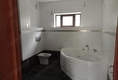 Casa perfecta pentru tine ?i afacerea ta zona Casa Sindicatelor! - 6