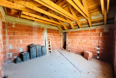 Casă individuală cu 5 camere cu Canalizare în Fughiu - 24