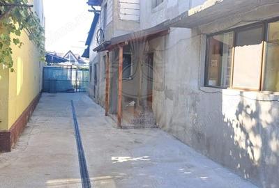 Casă cu Teren 552 Mp în Târgșoru Vechi - 3