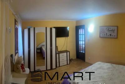 Casă cu 7 camere cu Canalizare în Calea Poplăcii