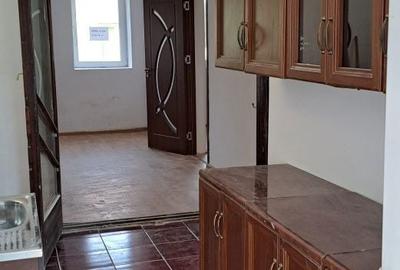 Casă cu 2 camere în Subcetate - 1