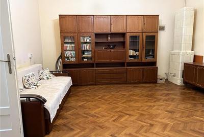 Apartament cu 3 camere semidecomandat în Central - 9