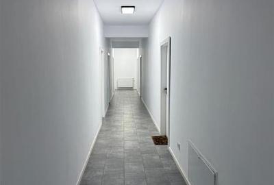 Birou, de 30 mp, în Central - 7