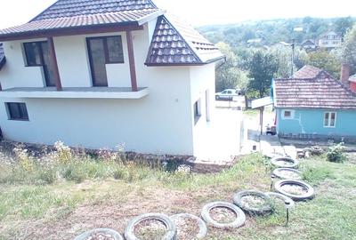 EXCLUSIVITATE! 2 CASE LA PRET DE UNA LA 14 KM DE CLUJ! - 2