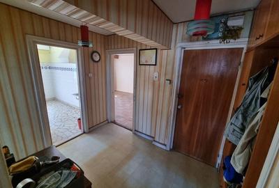 Tomis 1 amfiteatru-apartament 3 camere decomadat - 11