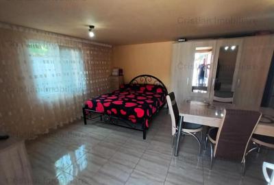 CASA NOUA 2 corpuri Teren 300 mp, zona Chercea - 3