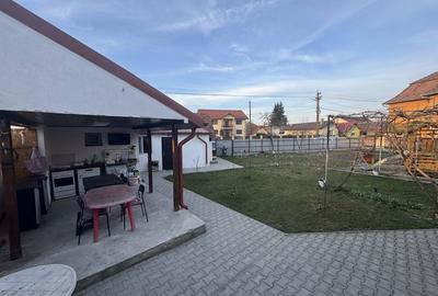 Casă cu 4 camere cu Teren 480 Mp în Exterior Vest - 2