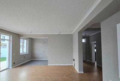 Casă cu 3 camere cu Teren 440 Mp în Nufărul - 13