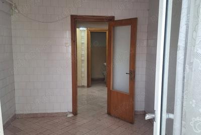 Apartament cu 3 camere decomandat în Obor - 5