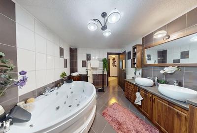 Casă cu 3 camere cu Canalizare în Ultracentral - 4