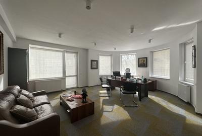 Casă individuală cu 7 camere cu Canalizare în Herăstrău - 4