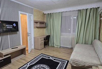 Apartament cu 2 camere nedecomandat în George Enescu