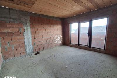 Casă cu 5 camere cu Teren 800 Mp în Rediu - 4