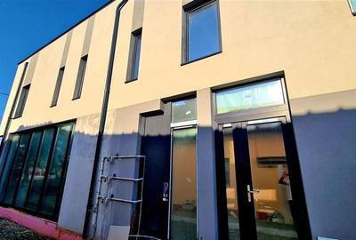 Cladire comerciala 563 mp utili, pozitie excelenta la bulevard - 2