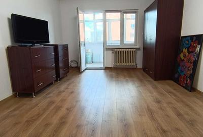 Apartament cu 2 camere decomandat în Podu Roș - 12
