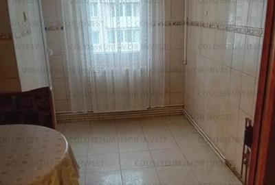 Apartament 2 camere, decomandat - zona Astra - 3